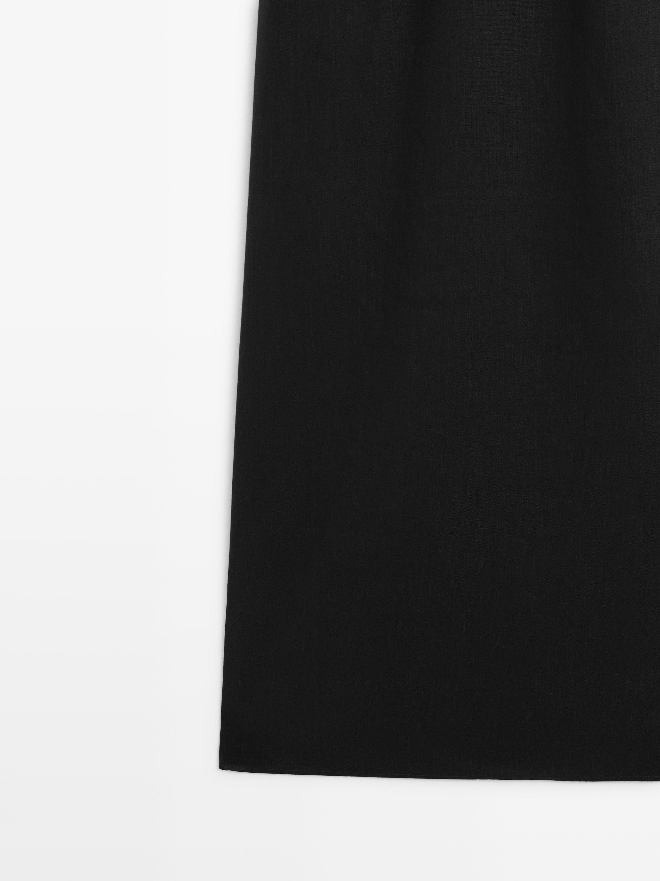 Flowing round neck midi dress